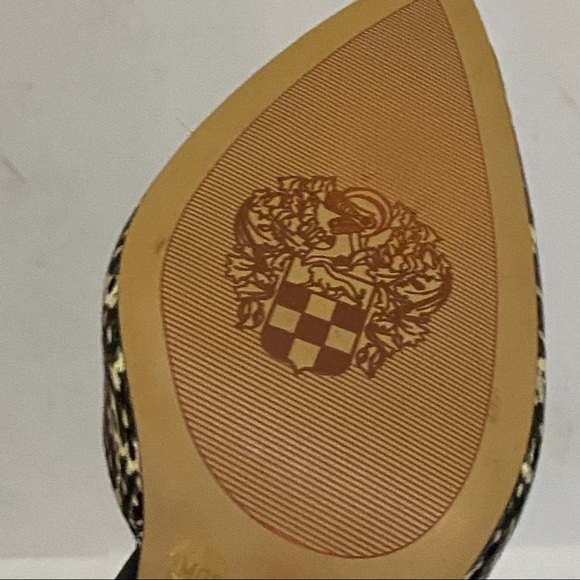 Vince Camuto Snake Print Heel Black Cream 8 Sexy - Picture 6 of 9